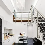 Gloria Downtown Apartman