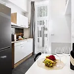 Gloria Downtown Apartman Budapest