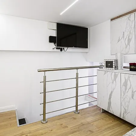 Gloria Downtown Budapest