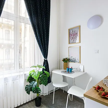 Gloria Downtown Budapest